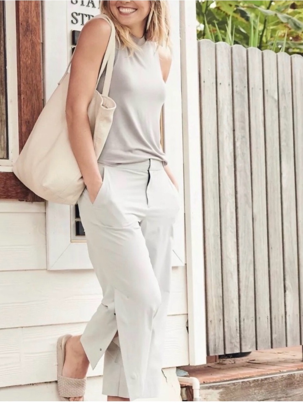 Athleta Tribeca Crop Pant Tern Gray Commuting Stretch Comfort Travel size 8 EUC - Picture 4 of 13